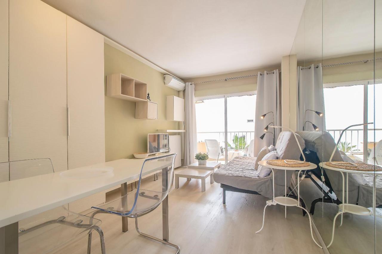 Cibeles...Estudio En El Paseo Maritimo....Wifi Marbella Bagian luar foto